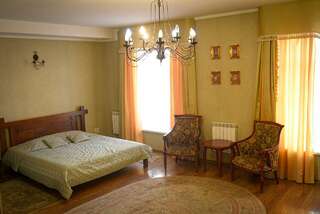 Гостиница Зорянка Ростоши Большой двухместный номер с 1 кроватью-5